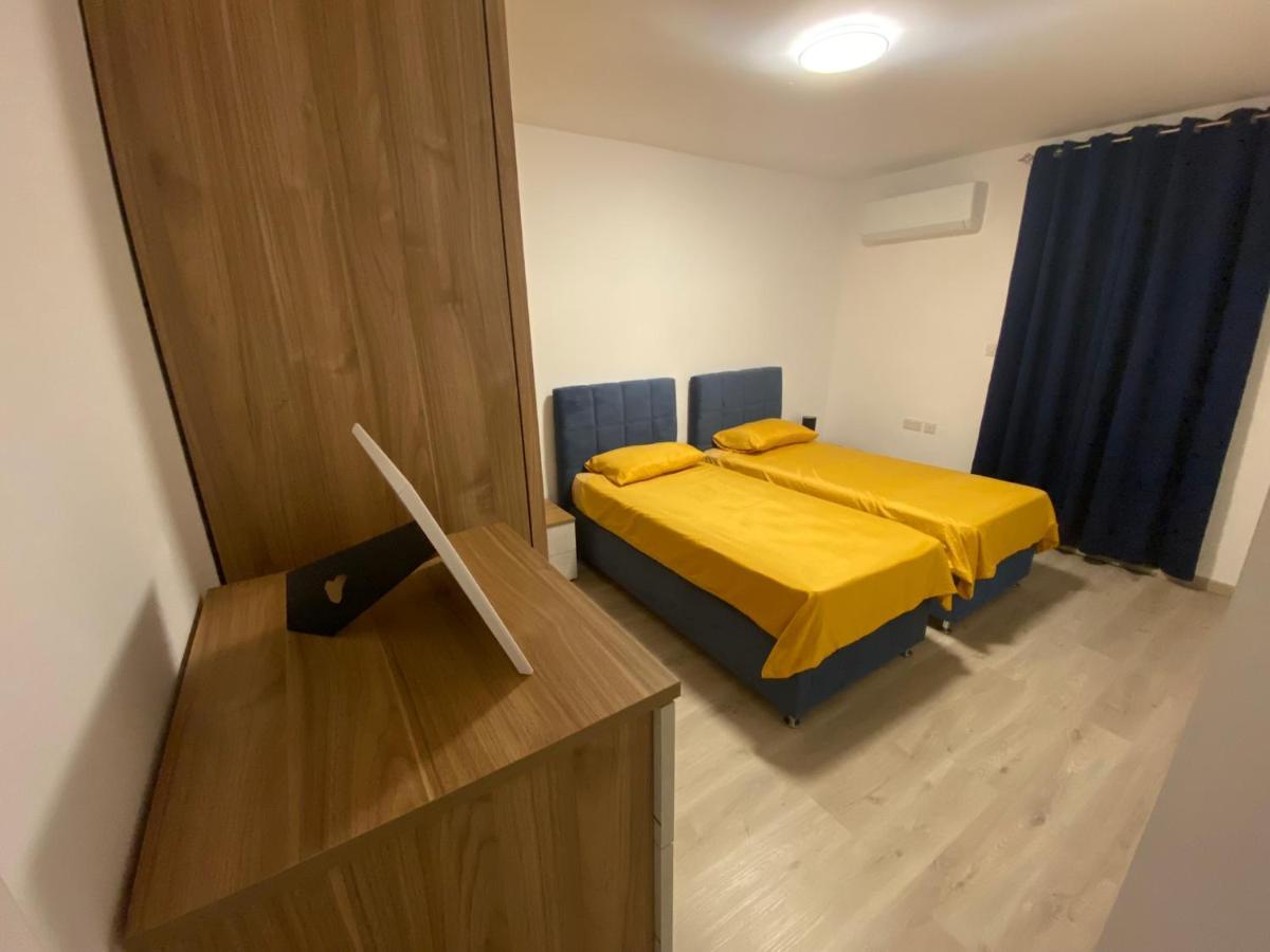 Modern Apartment With Large Outdoor Area - Sleeps 7, Close To Malta International Airport Luqa Zewnętrze zdjęcie
