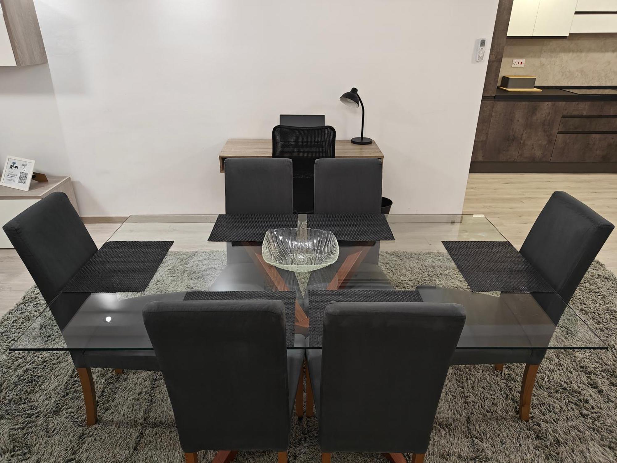 Modern Apartment With Large Outdoor Area - Sleeps 7, Close To Malta International Airport Luqa Zewnętrze zdjęcie